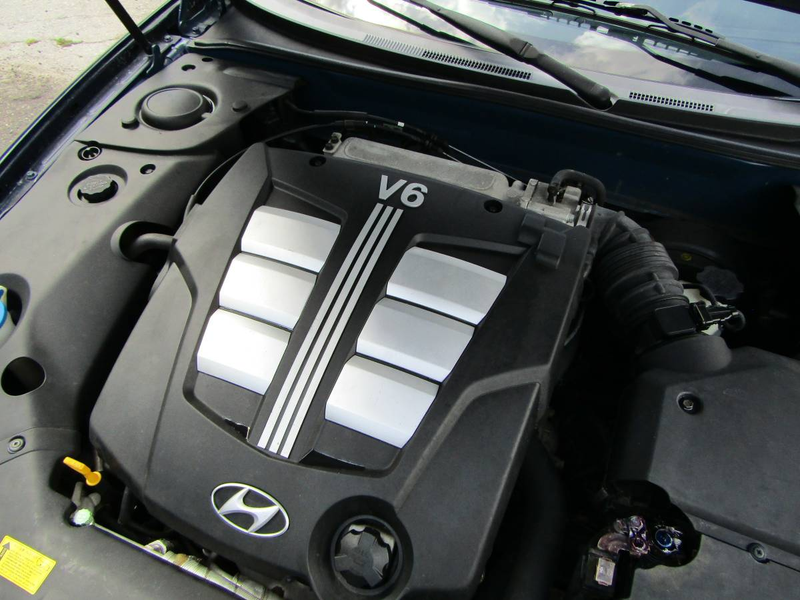 Illustration for article titled For $6,999, Could This 2007 Hyundai Tiburon GT Be A Keeper?